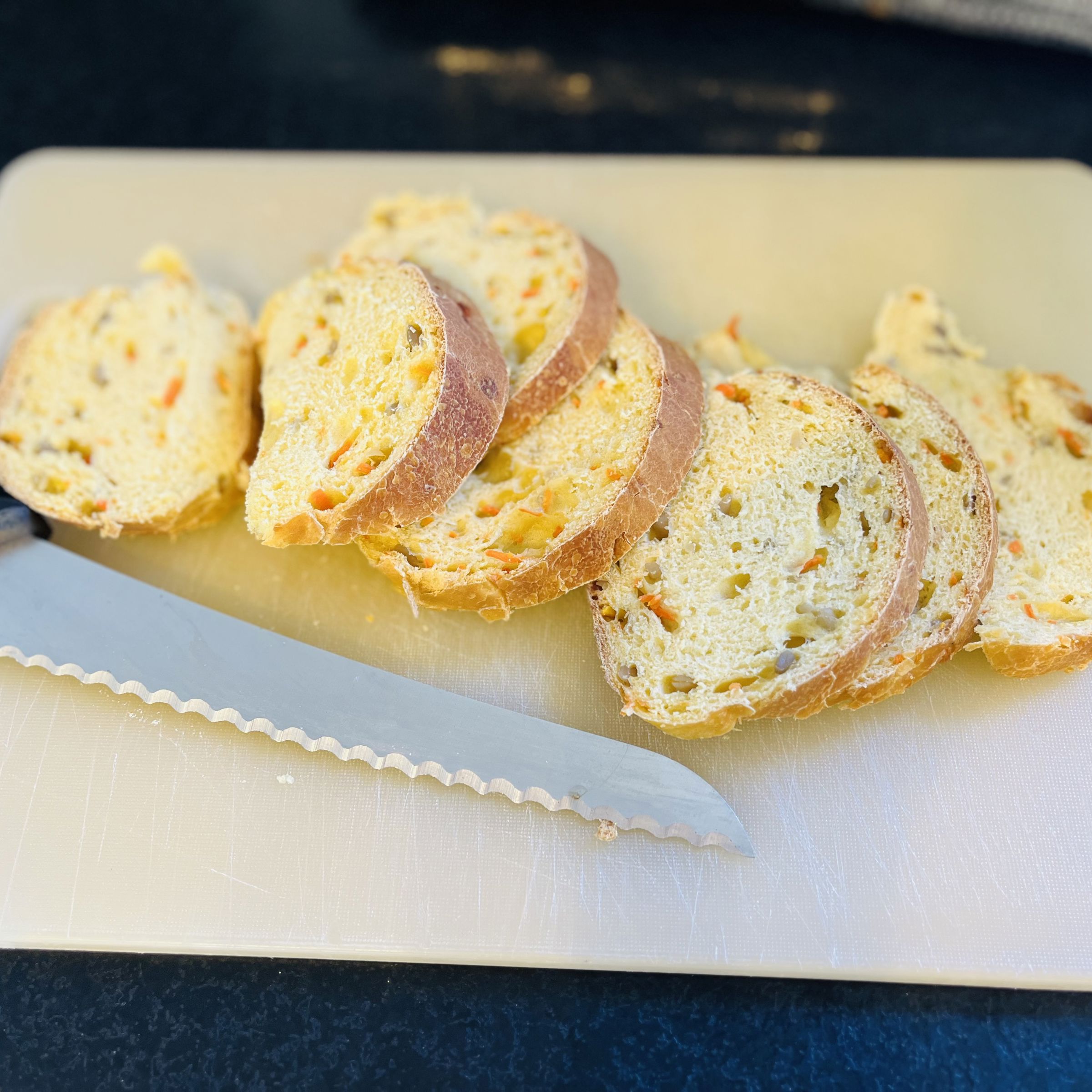 Udskåret brød